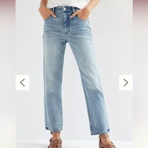 Anthropologie Pilcro The Vintage Straight Jeans Denim Light Wash 26